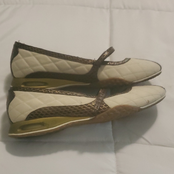 Nike Air X Cole Haan Chic Cream and Brown Women's Loafers - Picture 4 of 8